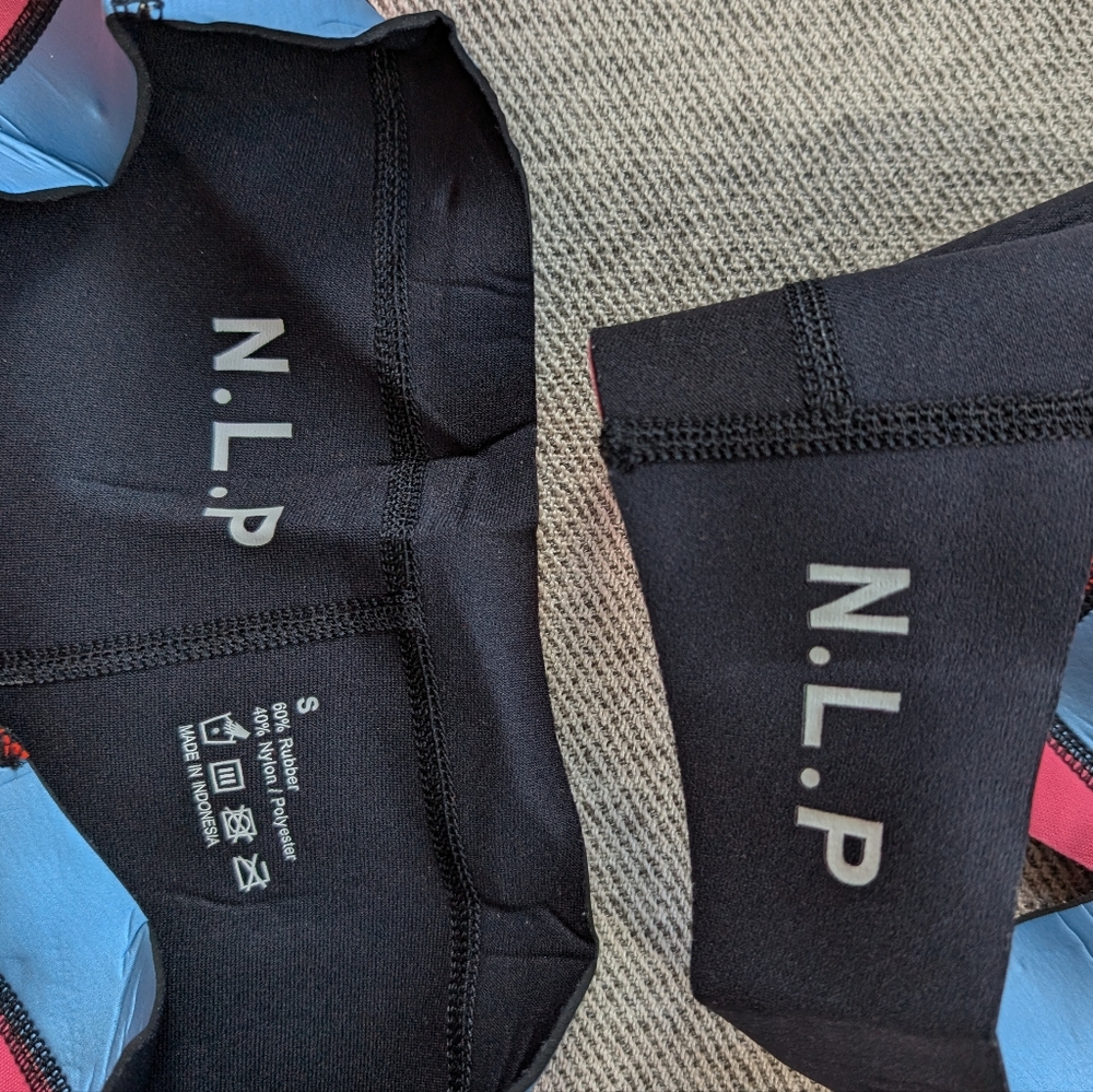 NLP colorblock neoprene bandeau bikini, size small - Picture 3 of 3